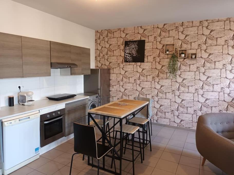 Appartement Duplex Nimes Centre Exteriér fotografie
